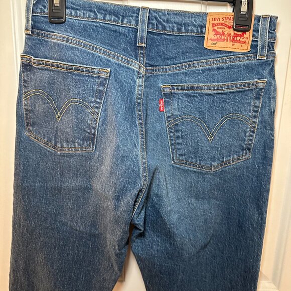 Levi's 501 medium wash - Picture 5 of 8